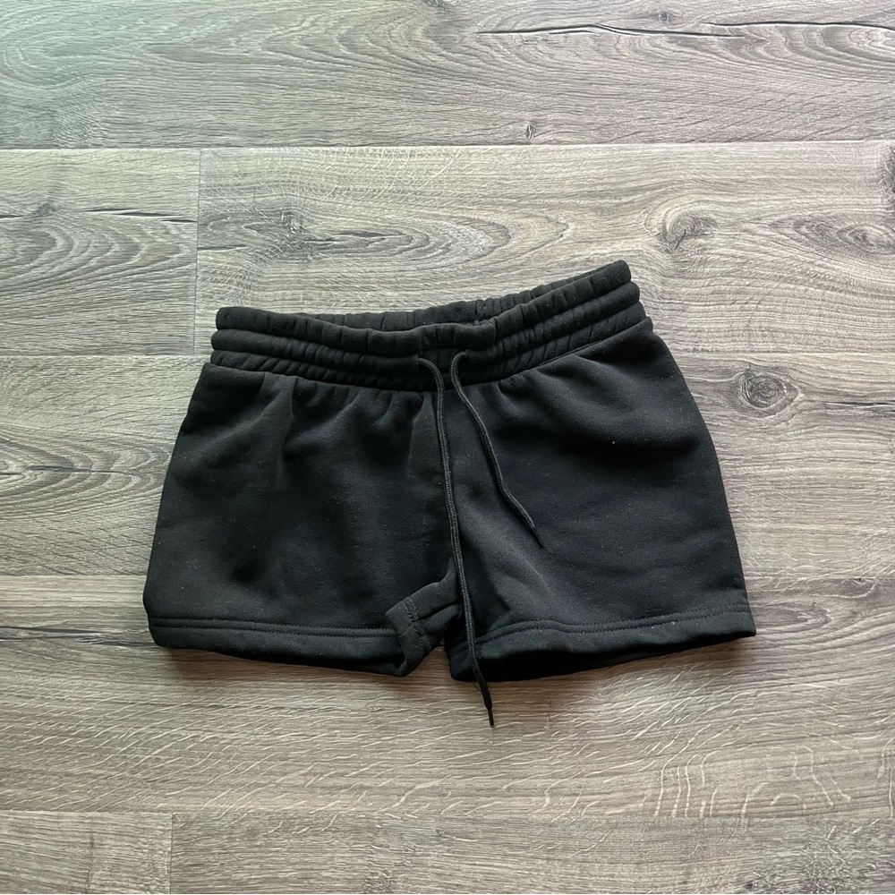 NWOT Love Streak Black Sweatshorts